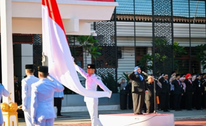 Bupati Kasmarni Serukan Revitalisasi Nilai Pancasila Saat Peringatan HLP