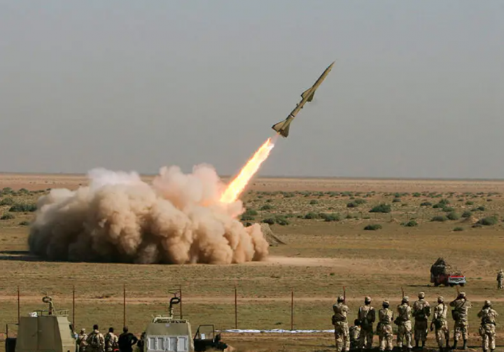 Iran Pesan Material dari China untuk 800 Rudal Balistik Menjelang Kesepakatan Nuklir dengan AS