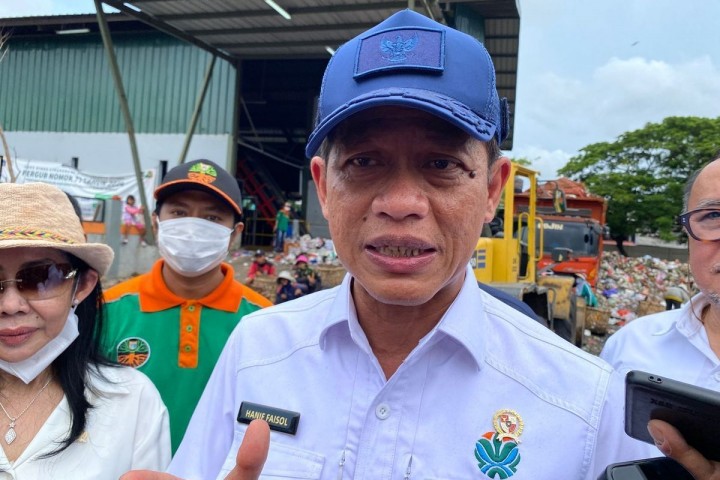 KLH Resmi Segel Tambang Nikel di Raja Ampat, Ancam ke Jalur Hukum 