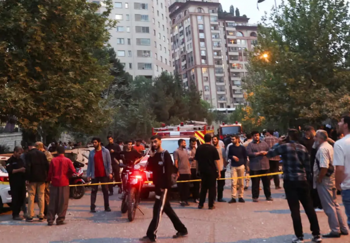 Kepala Staf Iran dan Ilmuwan Senior Kemungkinan Tewas Saat Israel Serang Fasilitas Nuklir Teheran