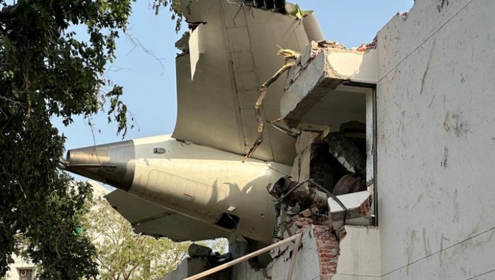 Remaja yang Rekam Momen Jatuhnya Air India Dilaporkan Alami Trauma Berat