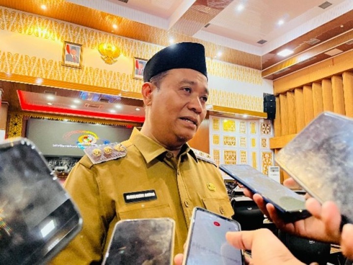 Wawako Beri Tanggapan Terkait Masalah Sampah dan Penerapan LPS di Pekanbaru