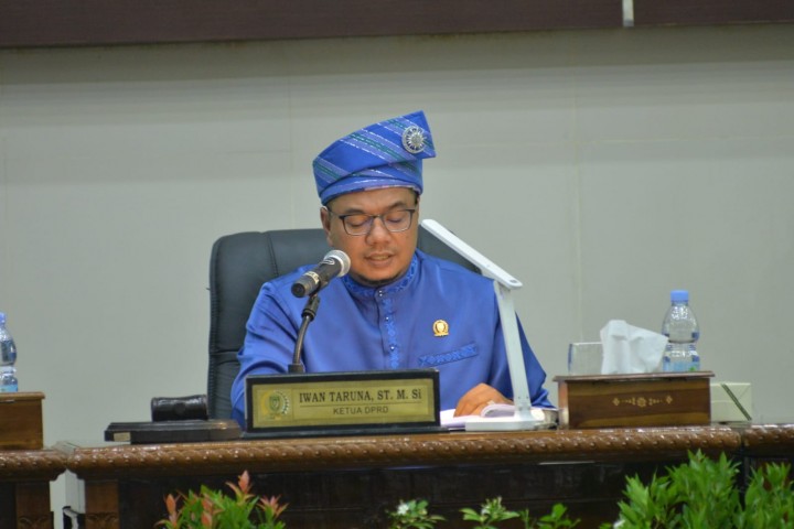 Dewan Perwakilan Rakyat Daerah (DPRD) Kabupaten Indragiri Hilir menggelar rapat paripurna istimewa dalam rangka Milad ke-60 Kabupaten Indragiri Hilir, pada Sabtu, 14 Juni 2025.