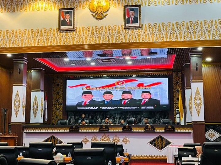 Fraksi PAN Soroti Kinerja Pemko Pekanbaru dalam Rapat Paripurna DPRD: APBD 2024 Dinilai Terburuk dalam Satu Dekade