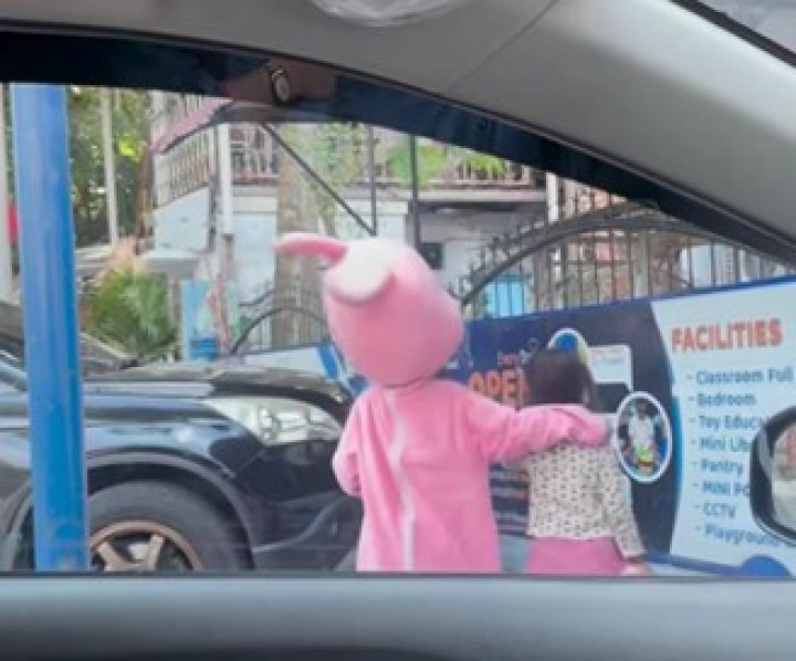 Viral Ibu Eksploitasi Anak Kandung jadi Badut di Lampu Merah, Wawako Pekanbaru Angkat Bicara