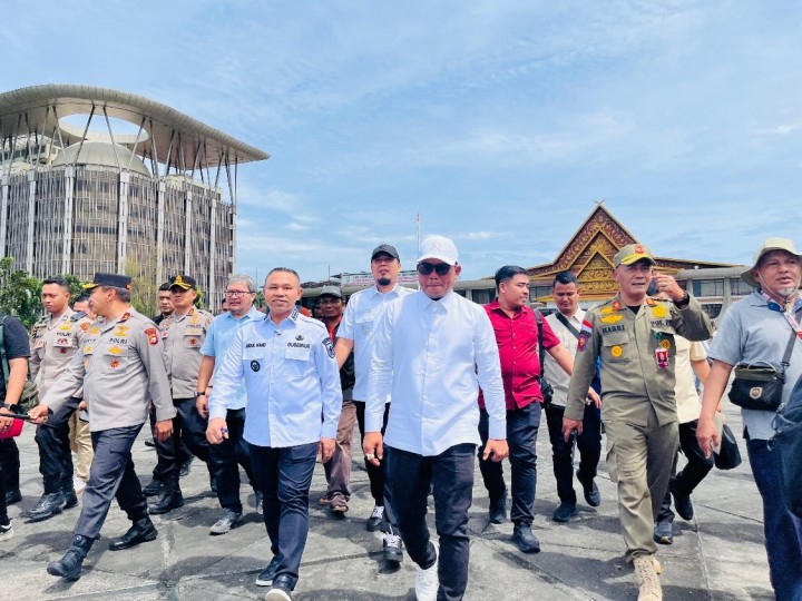 Warga Desa Taro Gelar Aksi Damai Tolak Relokasi dari Kawasan TNTN, Gubernur Riau Temui Massa dan Janjikan Solusi