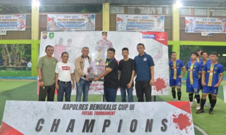  Staf Ahli Bupati Bengkalis Hadiri Penutupan Futsal Kapolres Cup III