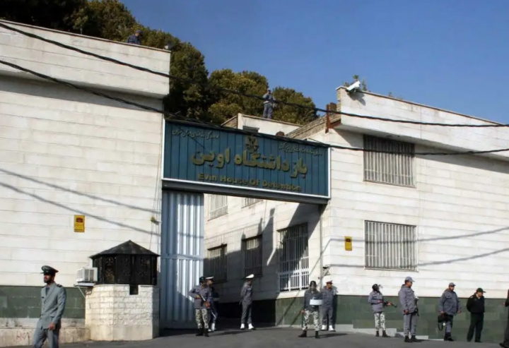Serangan Udara Israel Hantam Pintu Masuk Penjara Evin yang Terkenal di Iran, Para Tahanan Melarikan Diri