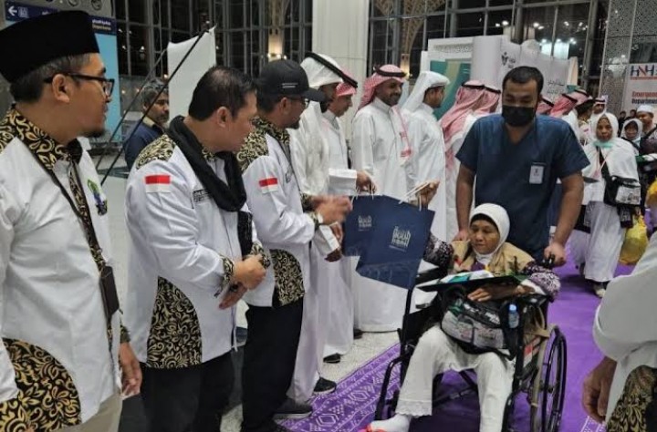 Diduga Tersesat Gegara Dimensia, Tiga Jemaah Haji Indonesia Hilang di Arab Saudi Masih Dicari