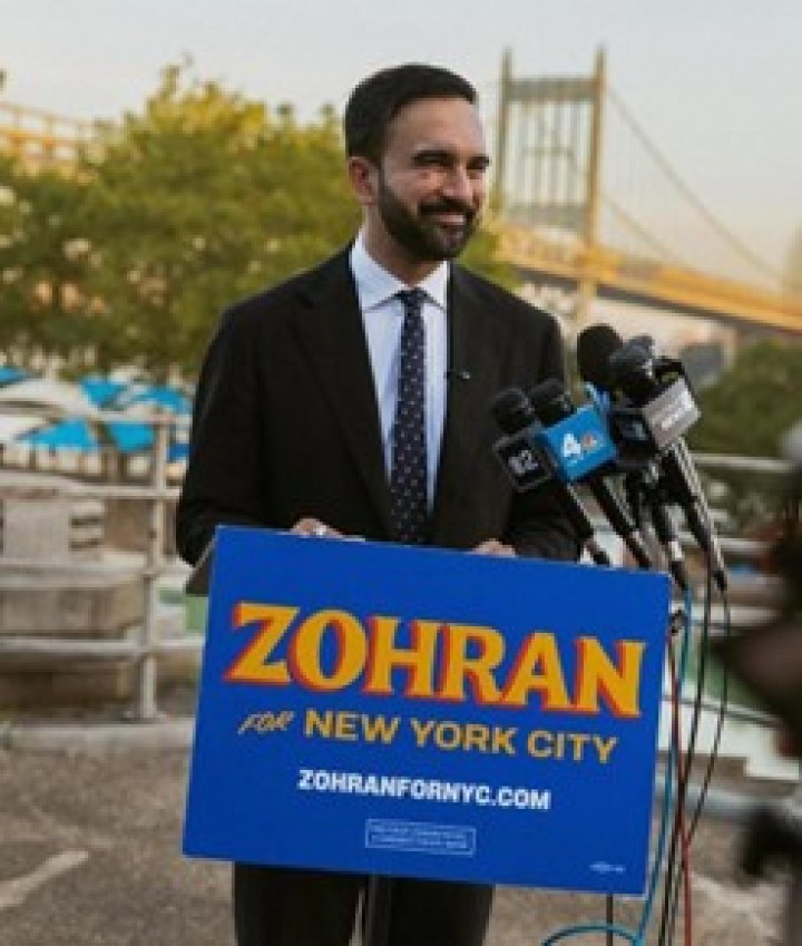 Zohran Mamdani di Ambang Sejarah, Muslim Pertama Calon Kuat Walikota New York