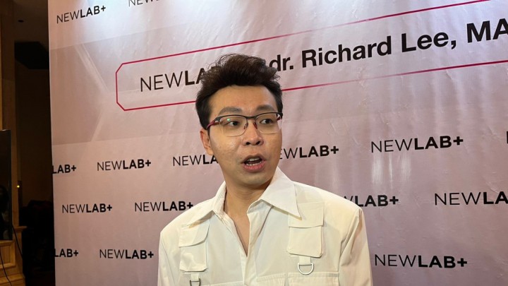 Kata Richard Lee Soal Perubahan Warna Kulit Jokowi
