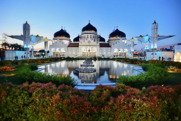 Mualem Gubernur Aceh Kirim Surat ke Prabowo, Buntut Tanah Masjid Baiturrahman Dikelola Kodam