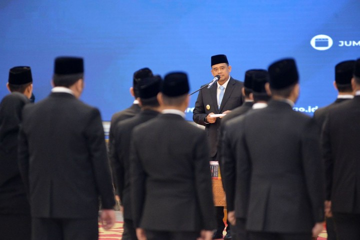 Boby usai Lantik 60 Pejabat Sumut: Tolong Jangan Korupsi, Saya Baru Menjabat 4 Bulan
