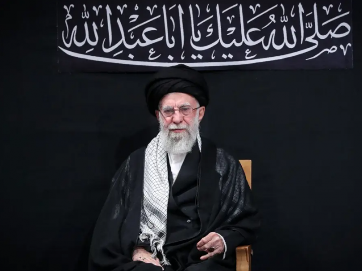 Pemimpin Tertinggi Iran Khamenei Muncul di Depan Publik Beberapa Hari Setelah Perang 12 Hari dengan Israel