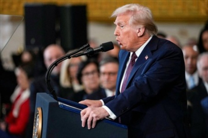 Trump Ancam Kenakan Tarif Tambahan 10 Persen bagi Negara-Negara BRICS