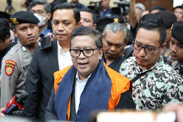 Hasto Nilai Jaksa KPK Tak Mampu Jawab soal Kriminalisasi dan Penyeludupan Fakta Hukum dalam Replik 