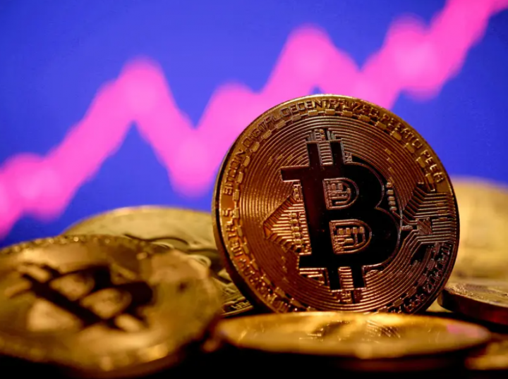 Bitcoin Tembus Batas 120.000 Dolar Saat AS Luncurkan 'Crypto Week'