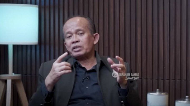 Politisi PDIP Bongkar soal Ijazah Jokowi, Yakin Diproduksi di Pasar Pramuka 