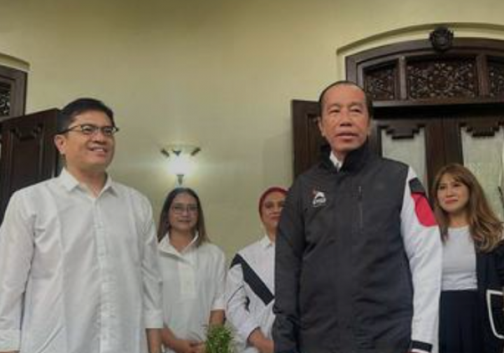 Jokowi Buka Suara usai Diisukan jadi Dewan Pembina PSI