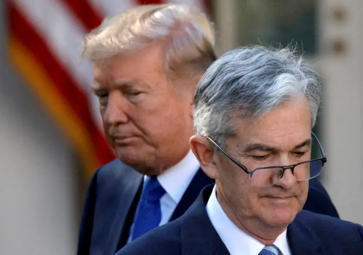Donald Trump Kembali Mengecam Jerome Powell Karena 'Mencekik' Pasar Perumahan AS