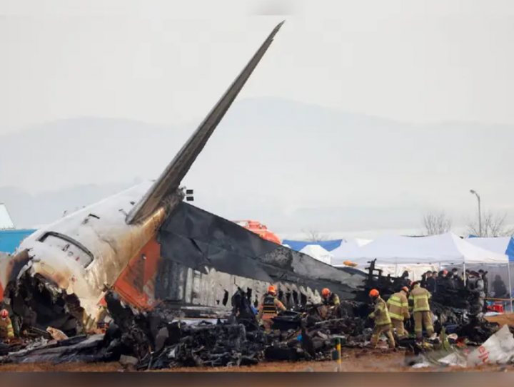 Laporan Investigasi Kecelakaan Pesawat Jeju Air Salahkan Pilot, Keluarga Korban Mengecam Temuan Tersebut