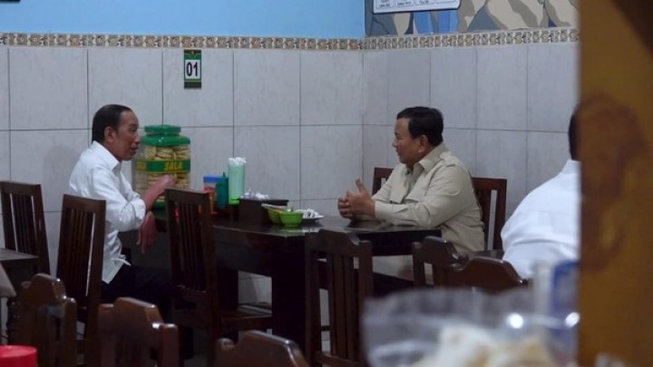 Prabowo dan Jokowi Makin Mesra, Prediksi Rocky Gerung soal Pecah Kongsi Terbantahkan?