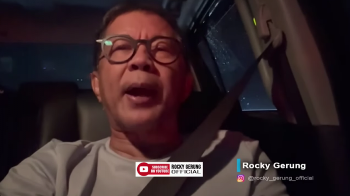 Rocky Gerung Desak Prabowo Koreksi Penyataannya soal PSI. (Screenshot dari YouTube Channel @RockyGerungOfficial_2024)