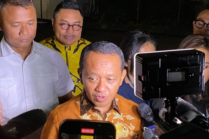 Bahlil Lapor ke Prabowo, Klaim Produksi Minyak RI Tembus 602.000 Barel. (Screenshot/kompas.com)