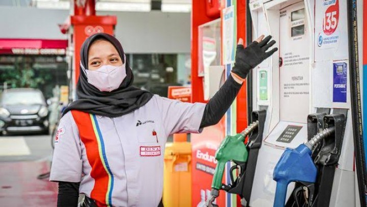 Operator SPBU. Sumber: CNBC