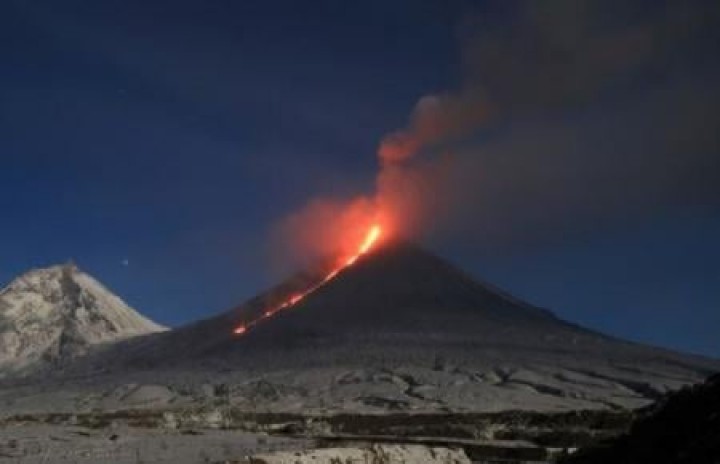 Gunung Api Siberi Meletus usai Gempa M8.7 Melanda Kamchatka Rusia 