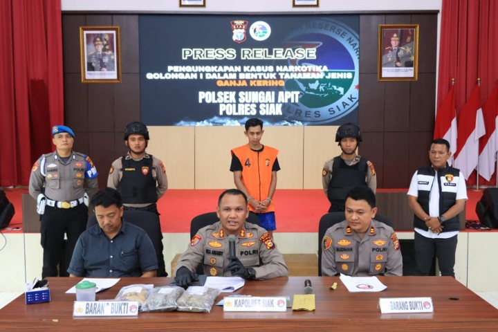 Polres Siak Ungkap Kasus Peredaran Ganja Kering 2,2 Kg di Sungai Apit