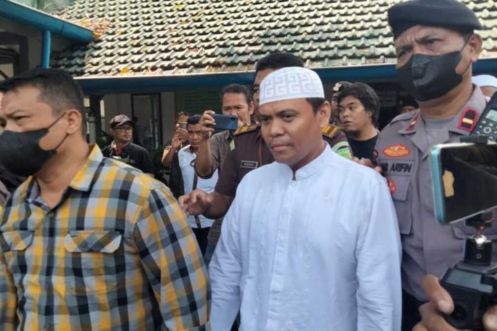 Gus Nur Dipenjara 4 Tahun Gegara Ijazah Jokowi Dapat Amnesti dari Prabowo