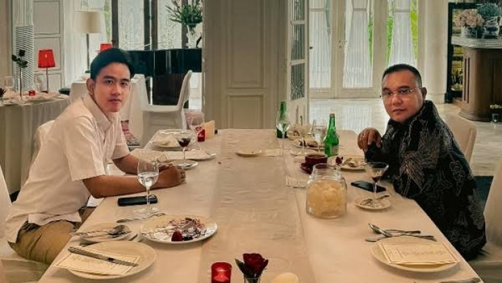 Pertemuan Tak Biasa Antara Gibran-Dasco