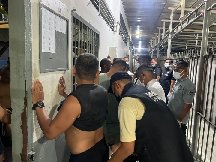 KPLP Pimpin Razia Kamar Hunian, Sejumlah Barang Terlarang Diamankan