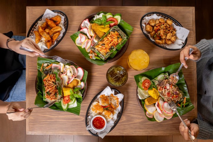 The People’s Cafe Hadirkan Inovasi Baru: Nasi Goreng Bakar dengan Sentuhan Nusantara