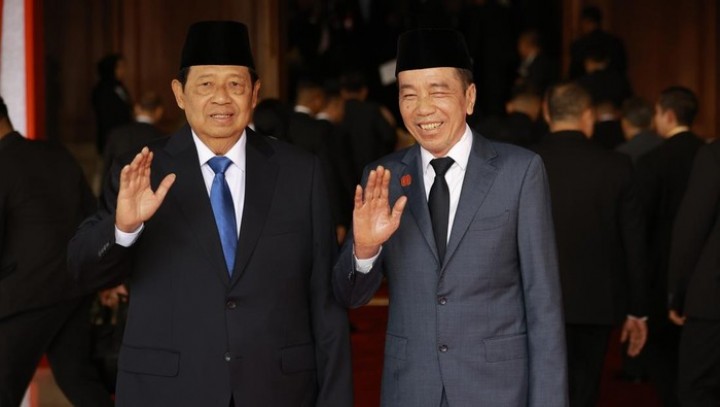 Jokowi Post Moment Akrab Bareng SBY-Try Sutrisno saat Hadiri Sidang Tahunan MPR