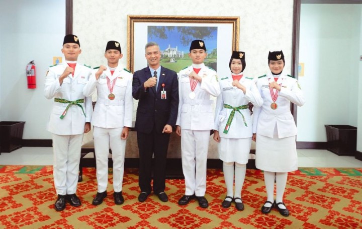 Dua Pelajar Riau Terpilih sebagai Anggota Paskibraka Nasional 2025