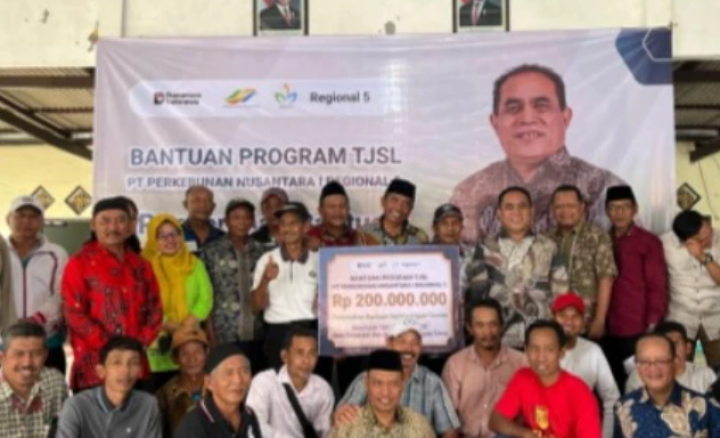 Dukung Ketahanan Pangan, Holding Perkebunan Nusantara melalui PTPN I Regional 5 Bangun Saluran Irigasi