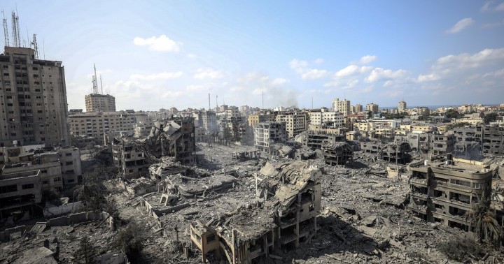 Jalur Gaza Hancur Total! 1.000 Bangunan Dibom, Ratusan Orang Tertumbun Puing