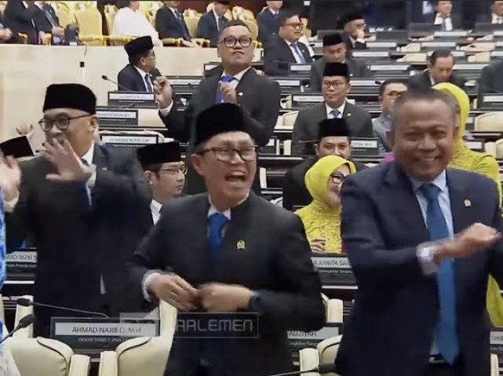 Anggota DPR yang Bikin Masalah Diminta Minta Maaf dan Temui Rakyat