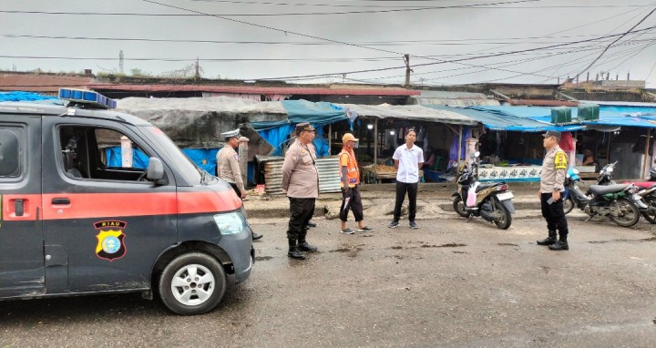 Polsek Tualang Gandeng TNI, Cegah Potensi Gangguan Sejak Dini di Perawang