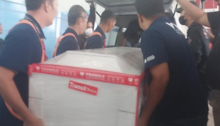 Dua Jenazah Korban Jatuhnya Helikopter di Kalimantan Tiba di Pekanbaru