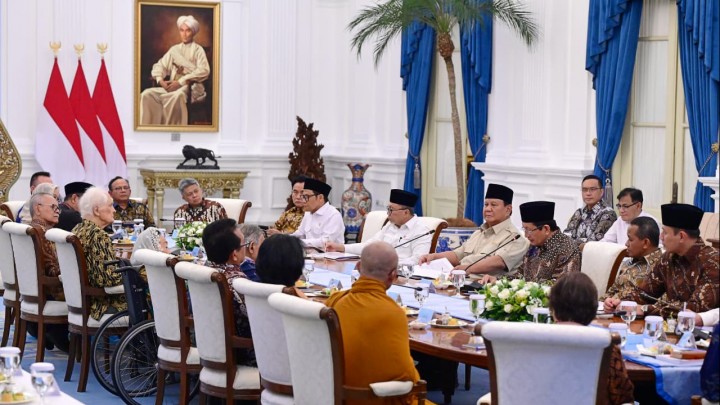 Menag dampingi Presiden Prabowo menerima para tokoh yang tergabung dalam Gerakan Nurani Bangsa, Kamis (11/9/2025) (Foto: Biro Pers)
