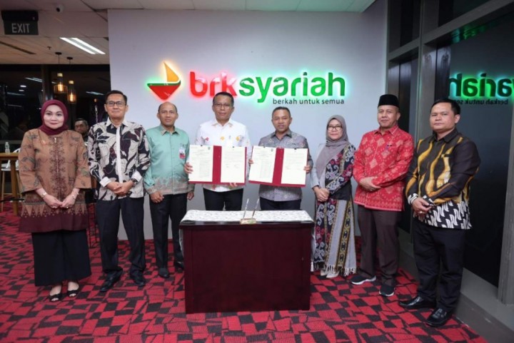  Pemprov Riau MoU dengan BRK Syariah