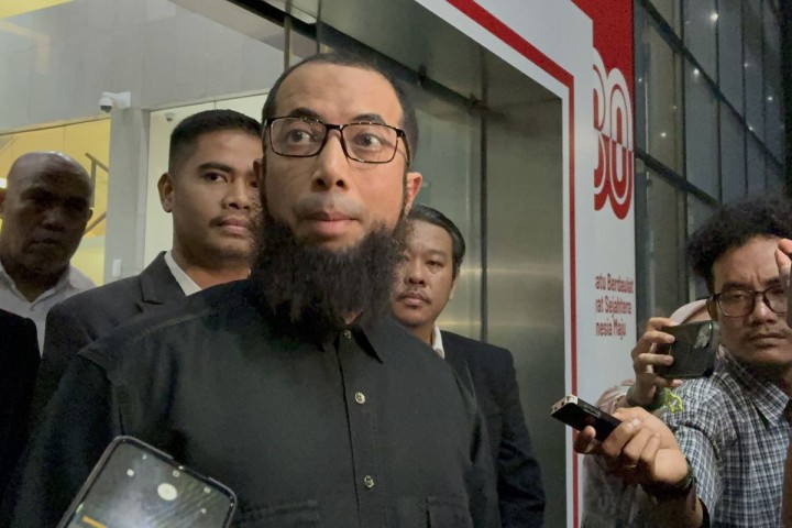 Heboh Ustaz Khalid Basalamah Kembalikan Uang ke KPK, Ini Faktanya