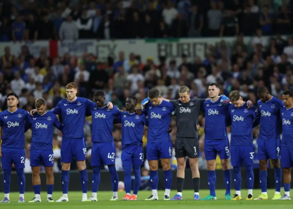 Liverpool Slot berterima kasih kepada Everton atas solidaritas setelah kematian tragis Diogo Jota /AFP