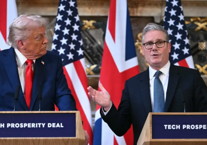 Donald Trump dan Keir Starmer /AFP