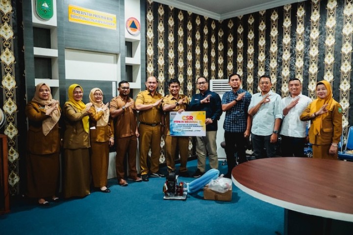 PTPN IV PalmCo Salurkan 15 Mesin Damkar Perkuat BPBD Riau Perangi Karhutla