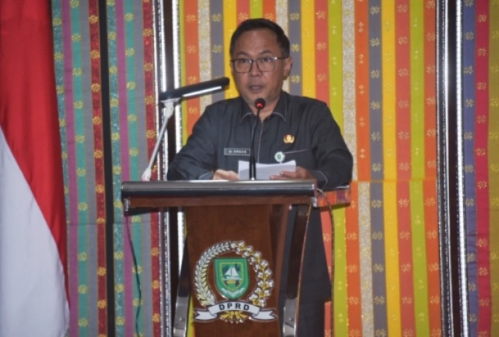 Wakili Bupati, Sekda Bengkalis Dengar dan Jawaban Ranperda APBD-P