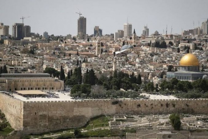Pemukim Israel menerobos kompleks Masjid Al-Aqsa